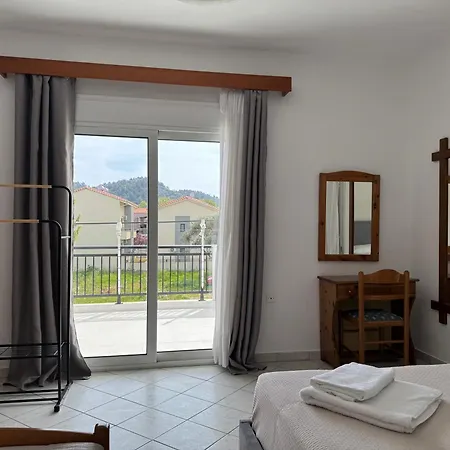 White Apartment - Thassos Town Exterior photo