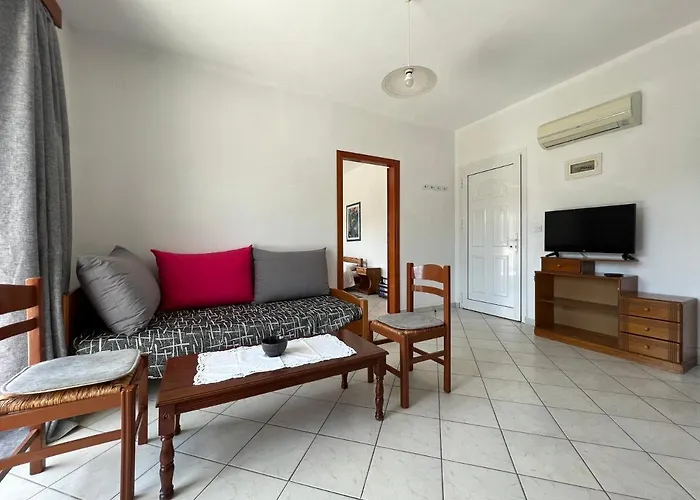 White Apartment - Thassos Town